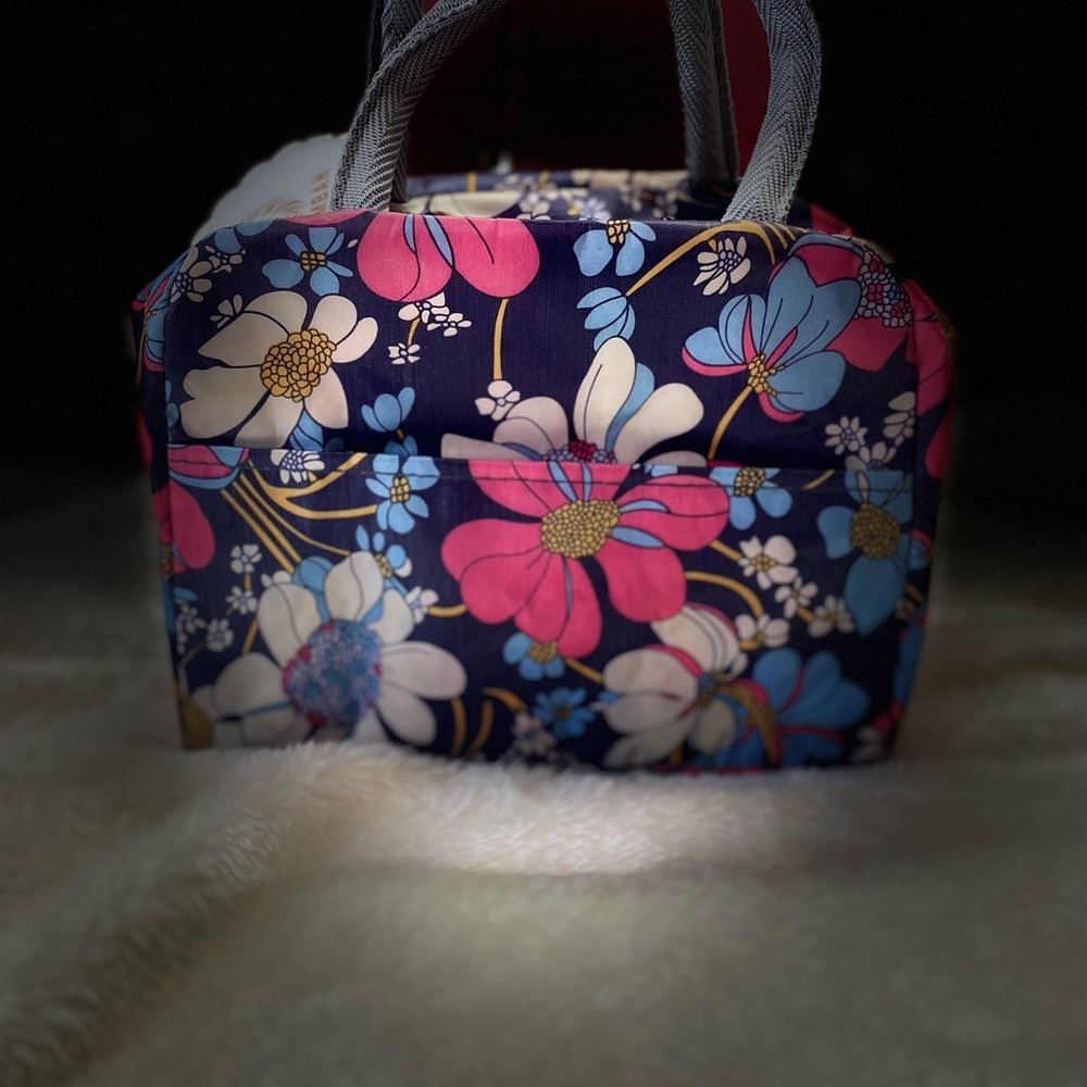 Make up pouch for travelling - Picture 4 of 7